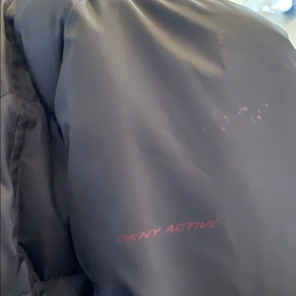 DKNY brown winter jacket with detachable hood sz M - Picture 6 of 6